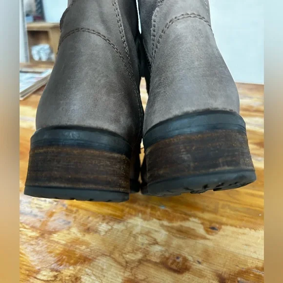 Steve Madden Troopa 2.0 Combat Boots Gray Size 9.5 - Picture 9 of 14